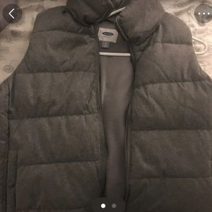 Old navy puffer vest